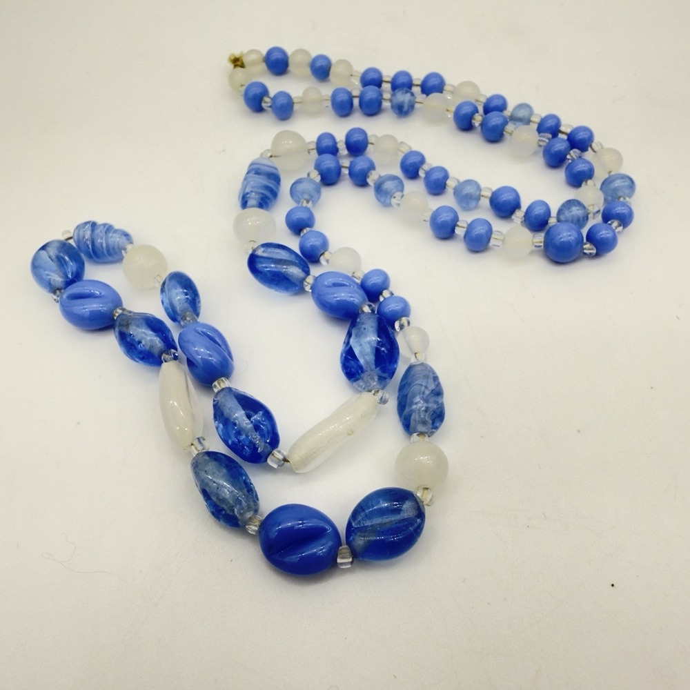 Vintage Czech Glass Necklace Pinched Bumpy Art Deco